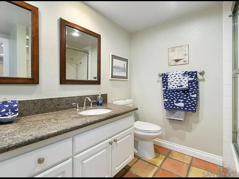 41 Kingston Ct — Photo 10