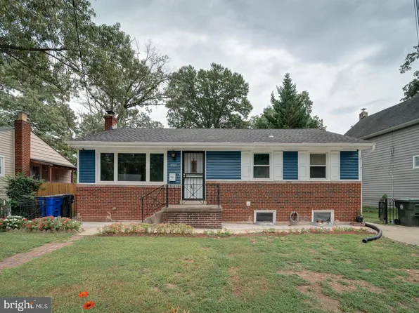 9517 51st Ave, College Park, MD 20740