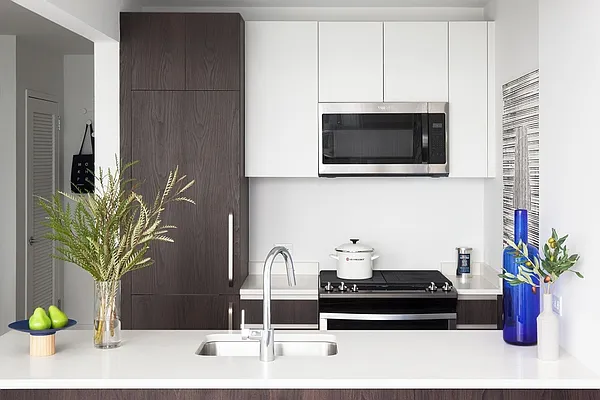 Rented by Tishman Speyer | media 23