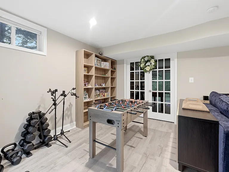 911 Riva Ridge Dr — Photo 34