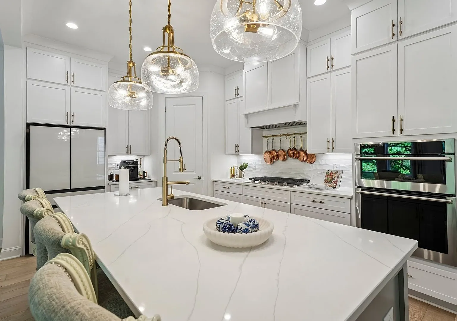 Stunning 4BR House in Canton — Photo 4