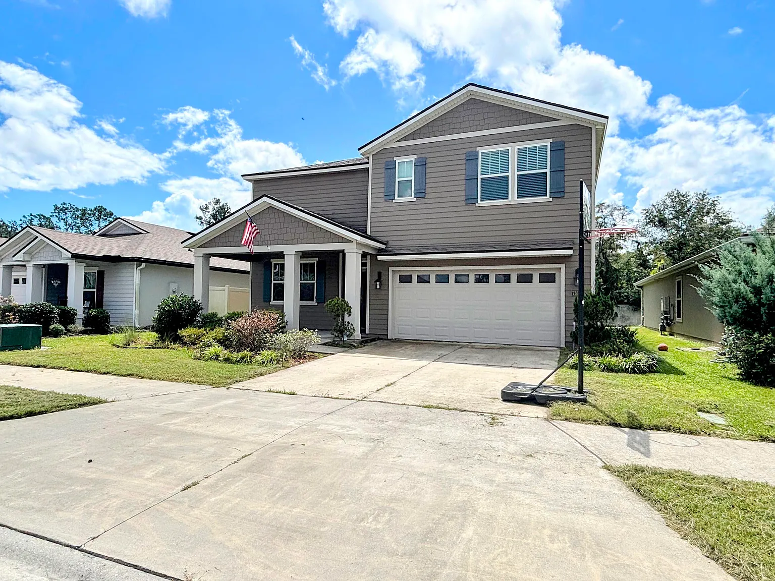 5 bed, 3.0 bath, 2784 sqft, $2,600 — Photo 4