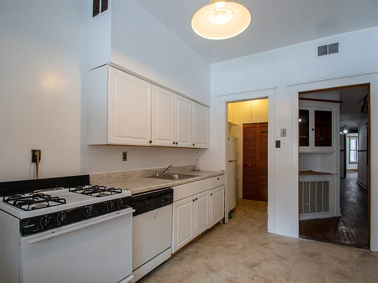 3755 N Fremont St #1N — Photo 2