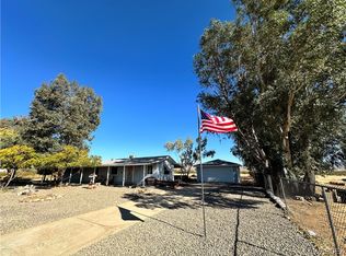 404 S Verde Rd, Golden Valley, AZ 86413