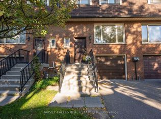 18 Silver Shadow Path, Toronto, ON M9C4Y2