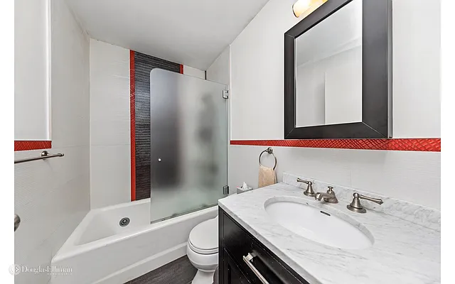 Rented by Douglas Elliman | media 15