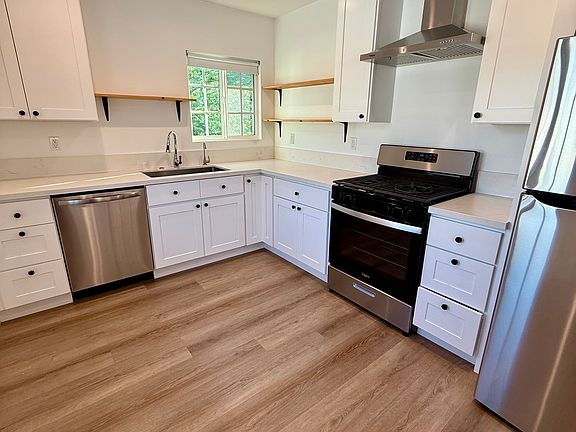 4th image of 3140 Cazador St #1-2