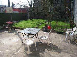 262 Stagg St APT 1L, Brooklyn, NY 11206
