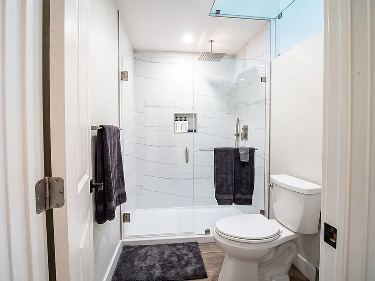 898 SE 2nd Pl #2 — Photo 10