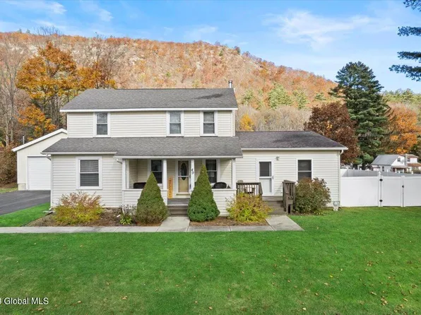 49 Oak Street, Warrensburg, NY 12885