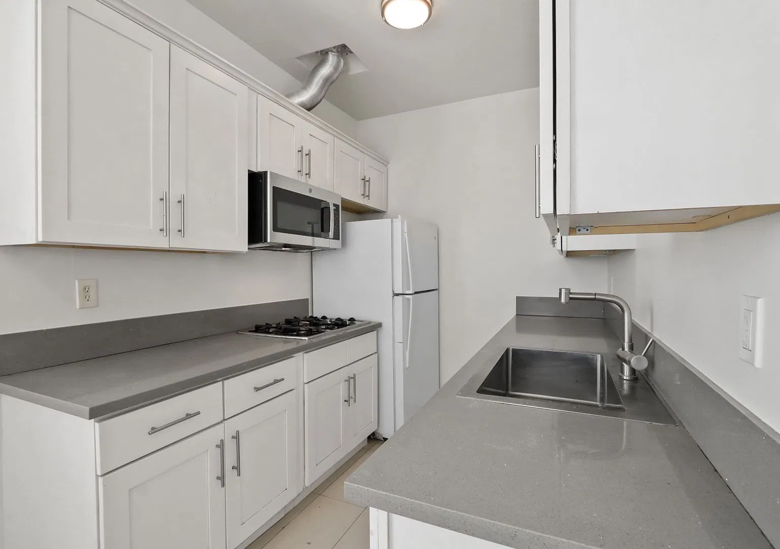 712 Padilla Street — Photo 1