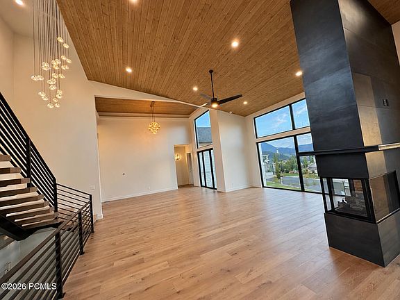 5th image of 3101 E Hunters Ridge Way