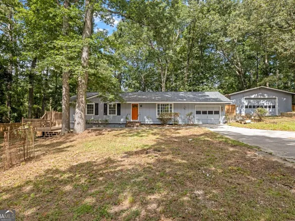 3605 Enchanted Lake Ct NW, Conyers, GA 30012