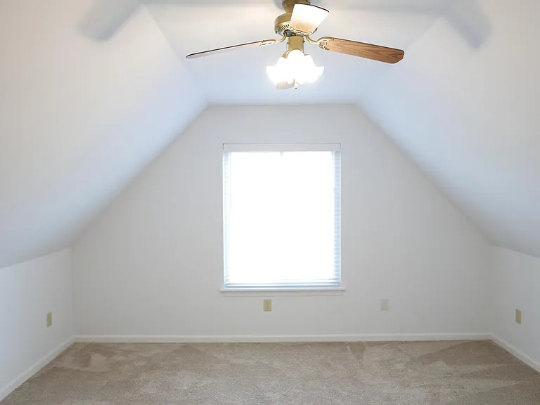 4725 Amber Ridge Ct — Photo 24