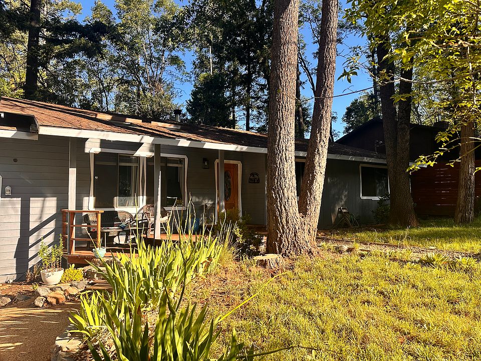 1st image of 14629 Carnegie Rd #1