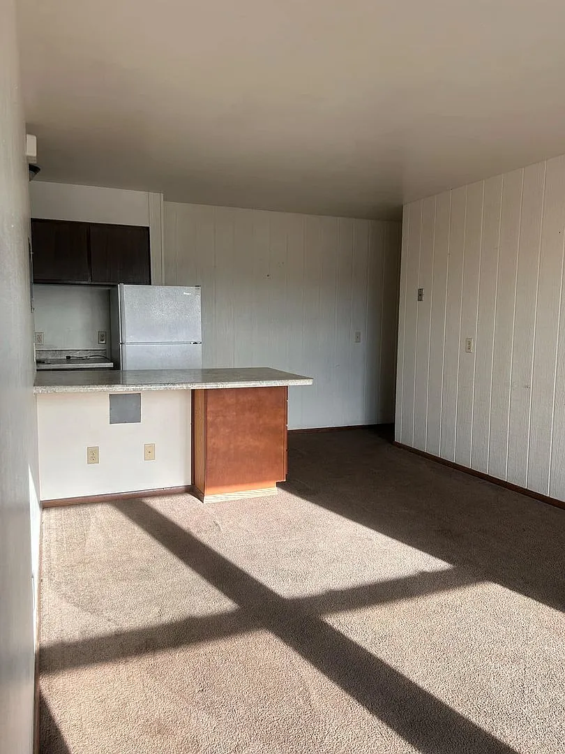 910 Richard Drive — Photo 1