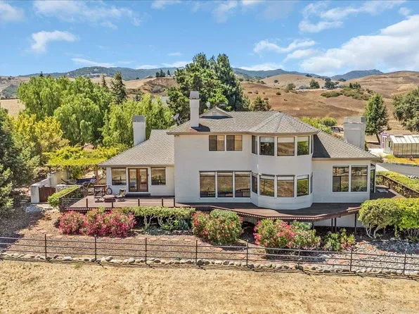 275 Nicholson Dr, Hollister, CA 95023