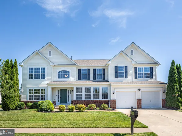 5300 Windbreak Dr, Fredericksburg, VA 22407