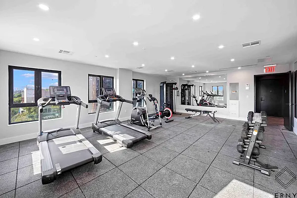 Rented by ERNY LLC | media 29