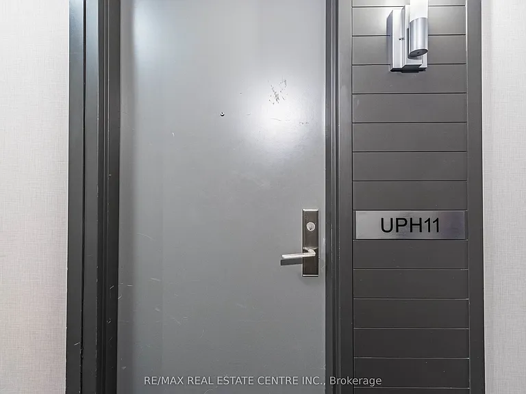 21 Nelson St #11 — Photo 4
