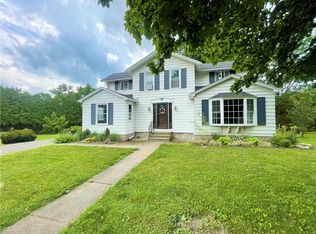 15 Hibbard Ave, Clifton Springs, NY 14432