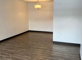 3230 Nicollet Ave #207, Minneapolis, MN 55408