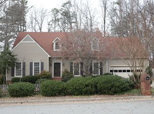 301 Tower Ln, Greensboro, NC 27410