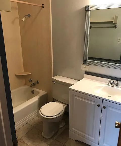 2138 Gunnison Ave — Photo 15