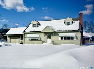 10 Helena Lane, Windsor Locks, CT 06096