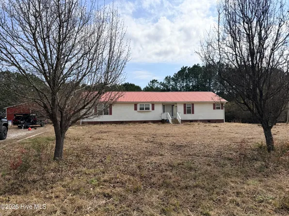 132 Porters Ridge Road, Jacksonville, NC 28540