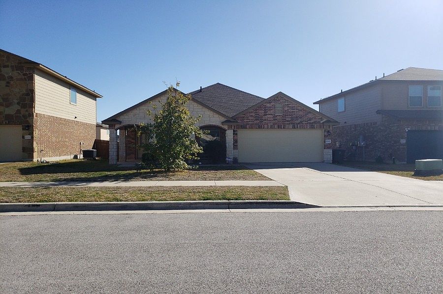 1st image of 6606 Clear Brook Dr