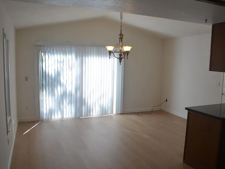 2221 Lynbrook Dr — Photo 6