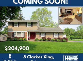 8 Clarkes Xing, Fairport, NY 14450