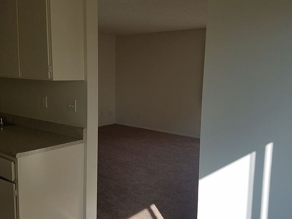 4th image of 2424 S Leland St APT 11