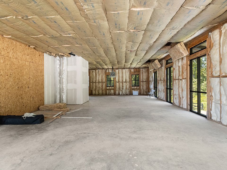 2nd image of 1021 Barber Creek Dr