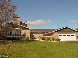 1374 S Pleasant Valley Rd, Westminster, MD 21158