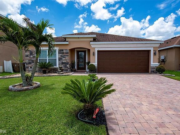 2nd image of 4835R Rockvale Dr