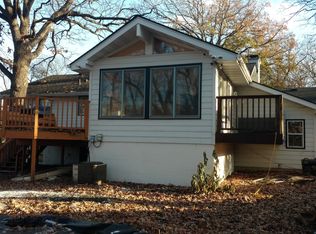 3025 Walnut Grove Ln N, Plymouth, MN 55447