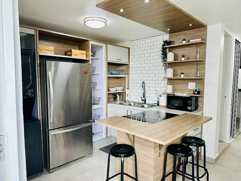 8 Avenue Luis Vigoreaux #8A — Photo 2
