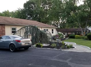 207 Chestnut St, Upper Chichester, PA 19061