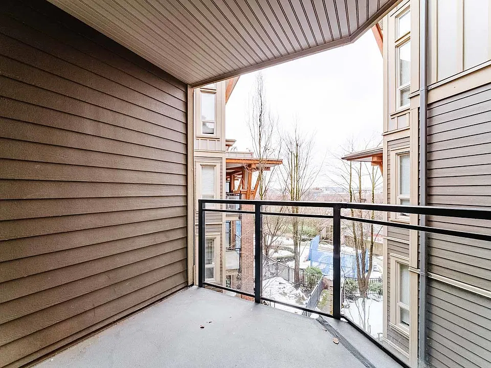 1633 Mackay Ave #312
