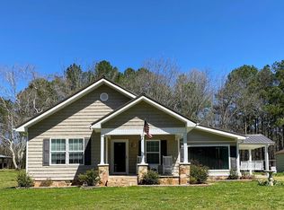 484 Lepard Rd, Roopville, GA 30170