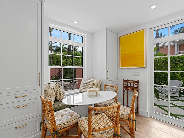 142 Peruvian Ave #1020 — Photo 7