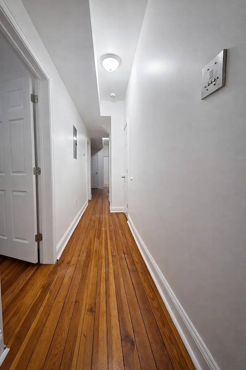 Building Photo - 138 Chestnut St #1