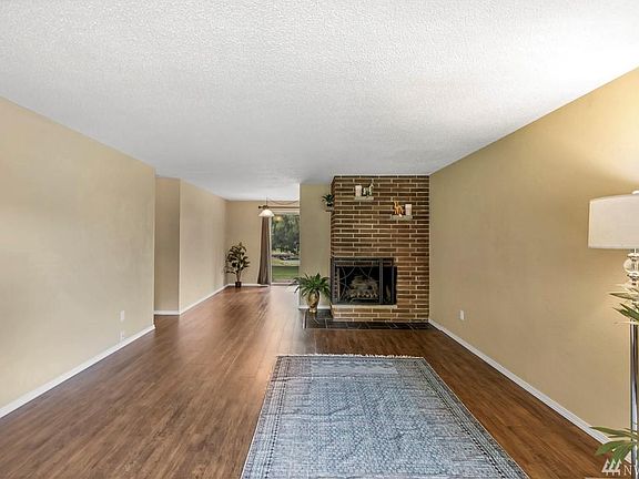 5th image of 7815 37th St W #7817