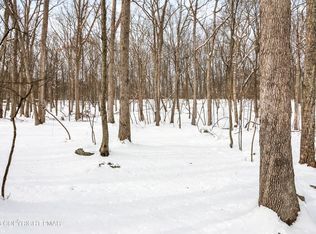 6 Hutson Hl, East Stroudsburg, PA 18302