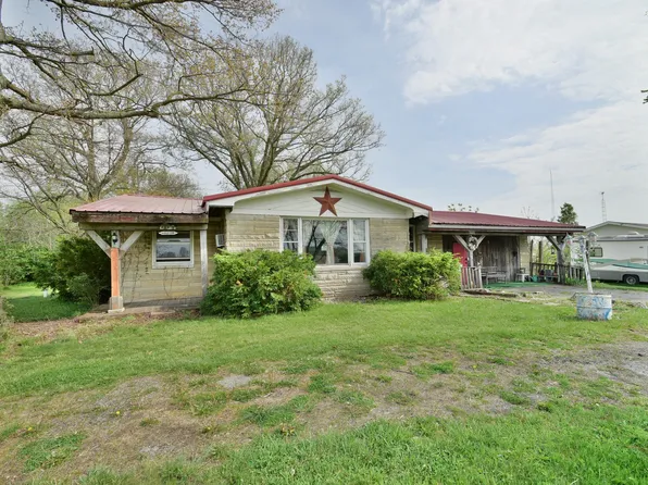 2912 Outer Dr, New Castle, IN 47362