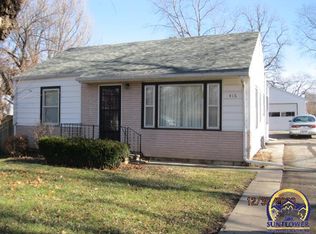 416 SE Fairfax St, Topeka, KS 66607