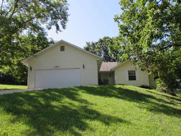 285 Scenic Dr, Forsyth, MO 65653