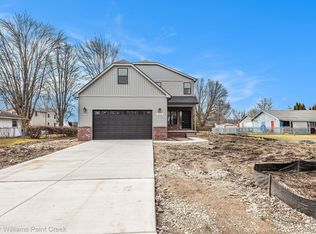 29764 Cotton Rd, Chesterfield, MI 48047